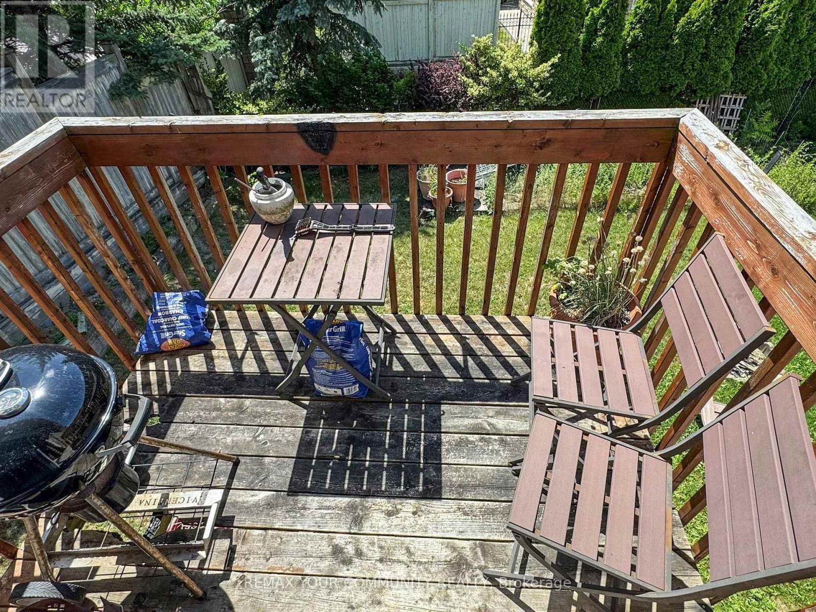 24 Cachet Hill Crescent, Vaughan, ON - Outdoor