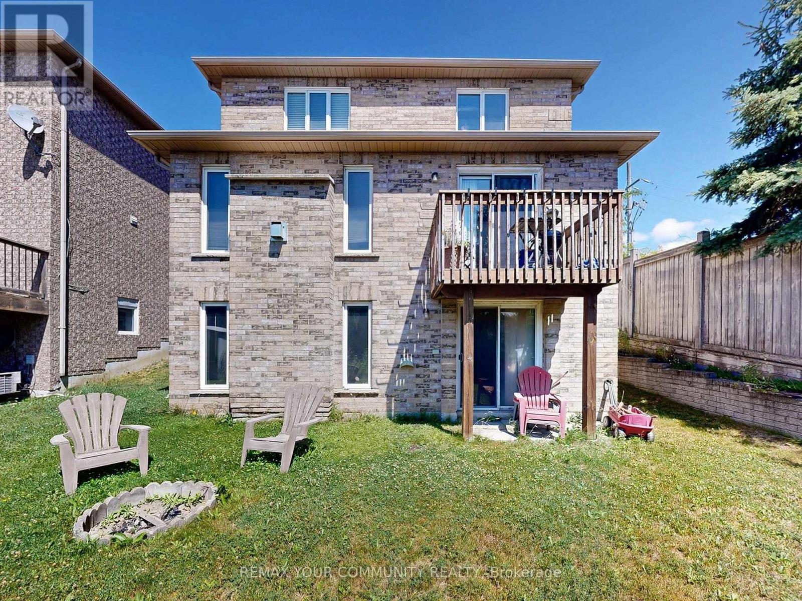 24 Cachet Hill Crescent, Vaughan, ON - Outdoor