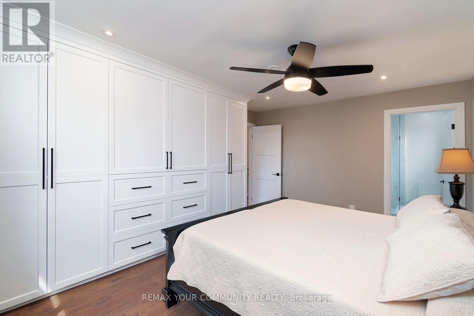 New Custom Wall-to-Wall Closet Organizers - 35 John Dexter Place, Markham, ON - Indoor Photo Showing Bedroom
