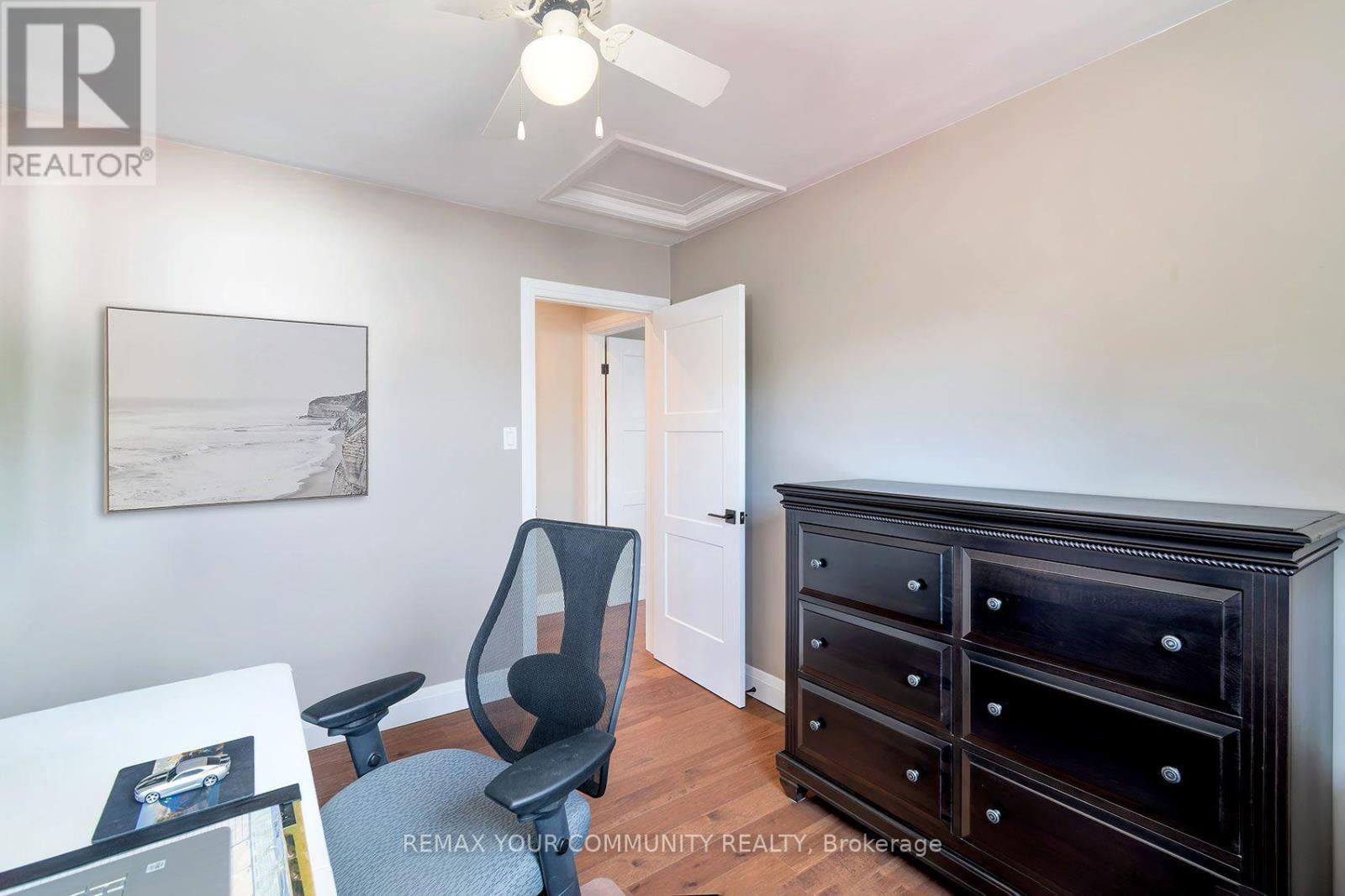 3rd Bedroom Overlooks Private Deck - 35 John Dexter Place, Markham, ON - Indoor