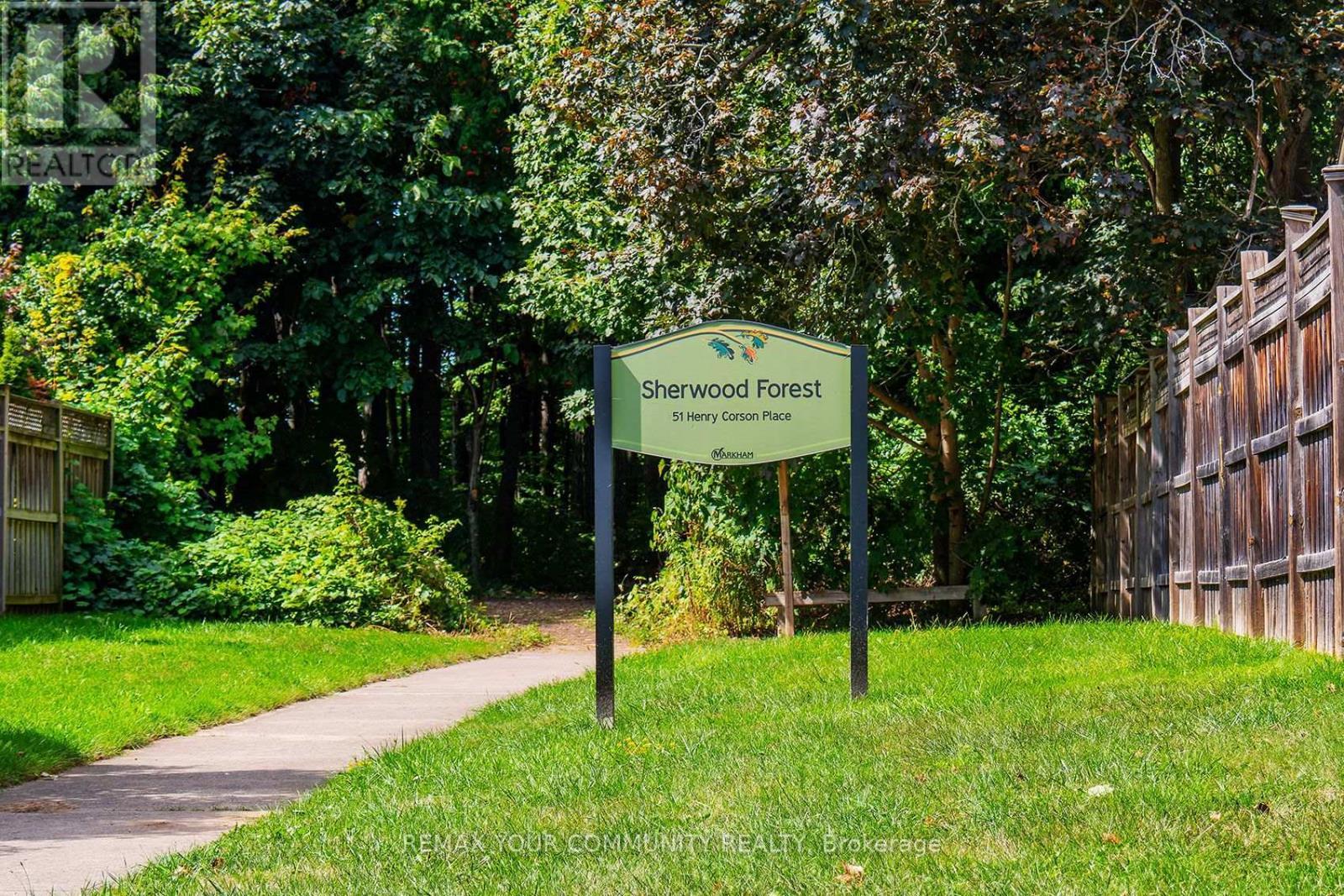 Parks in All Directions - 35 John Dexter Place, Markham, ON - Outdoor