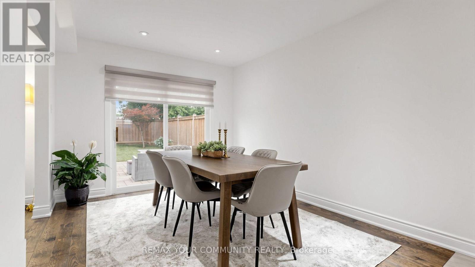 48 Crossbow Crescent, Toronto, ON - Indoor Photo Showing Dining Room