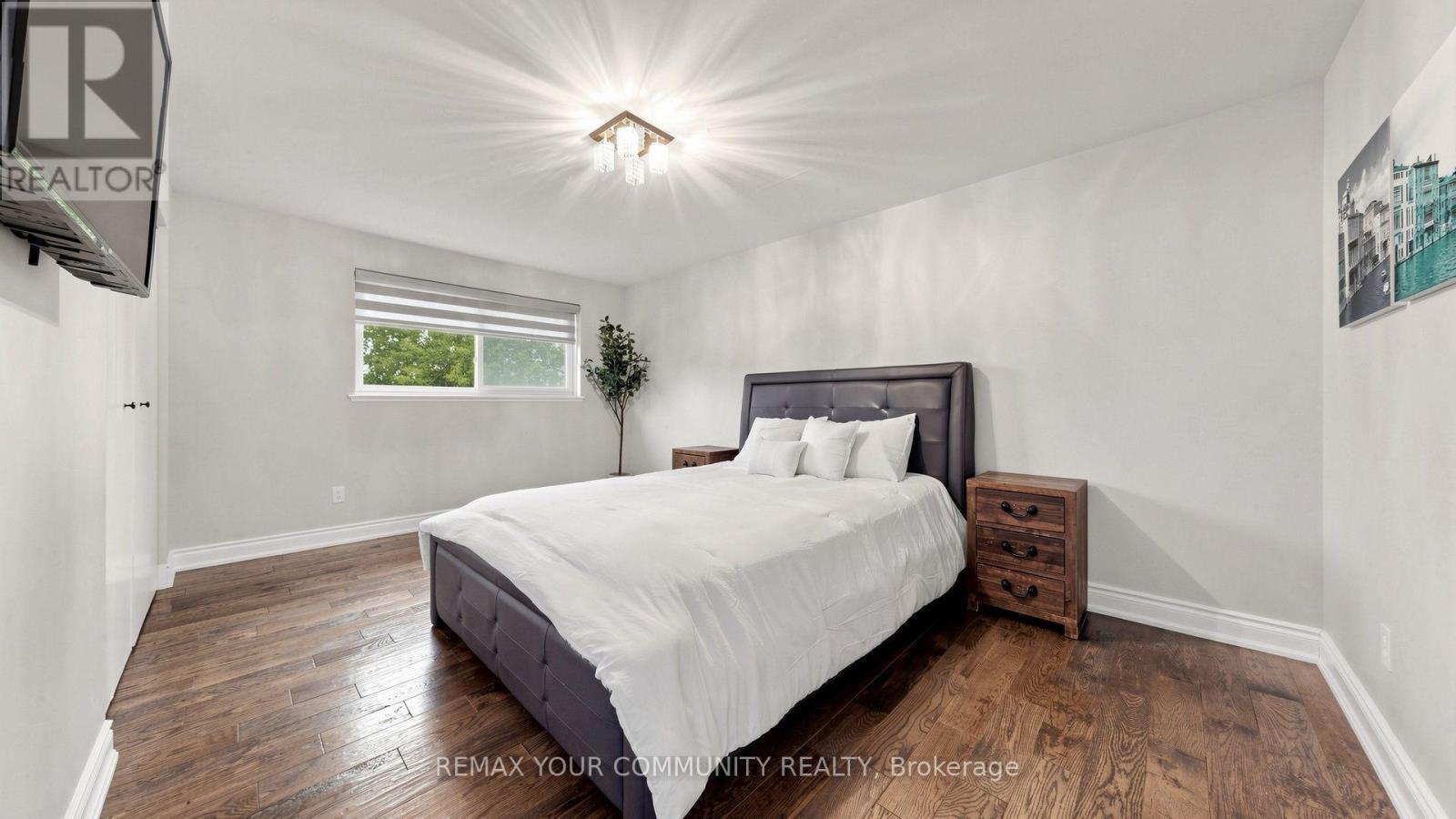 48 Crossbow Crescent, Toronto, ON - Indoor Photo Showing Bedroom