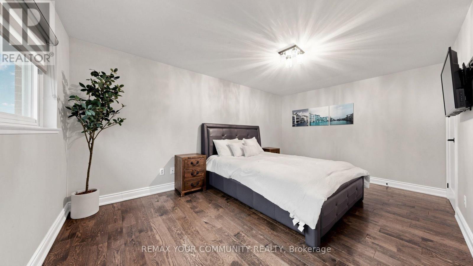 48 Crossbow Crescent, Toronto, ON - Indoor Photo Showing Bedroom