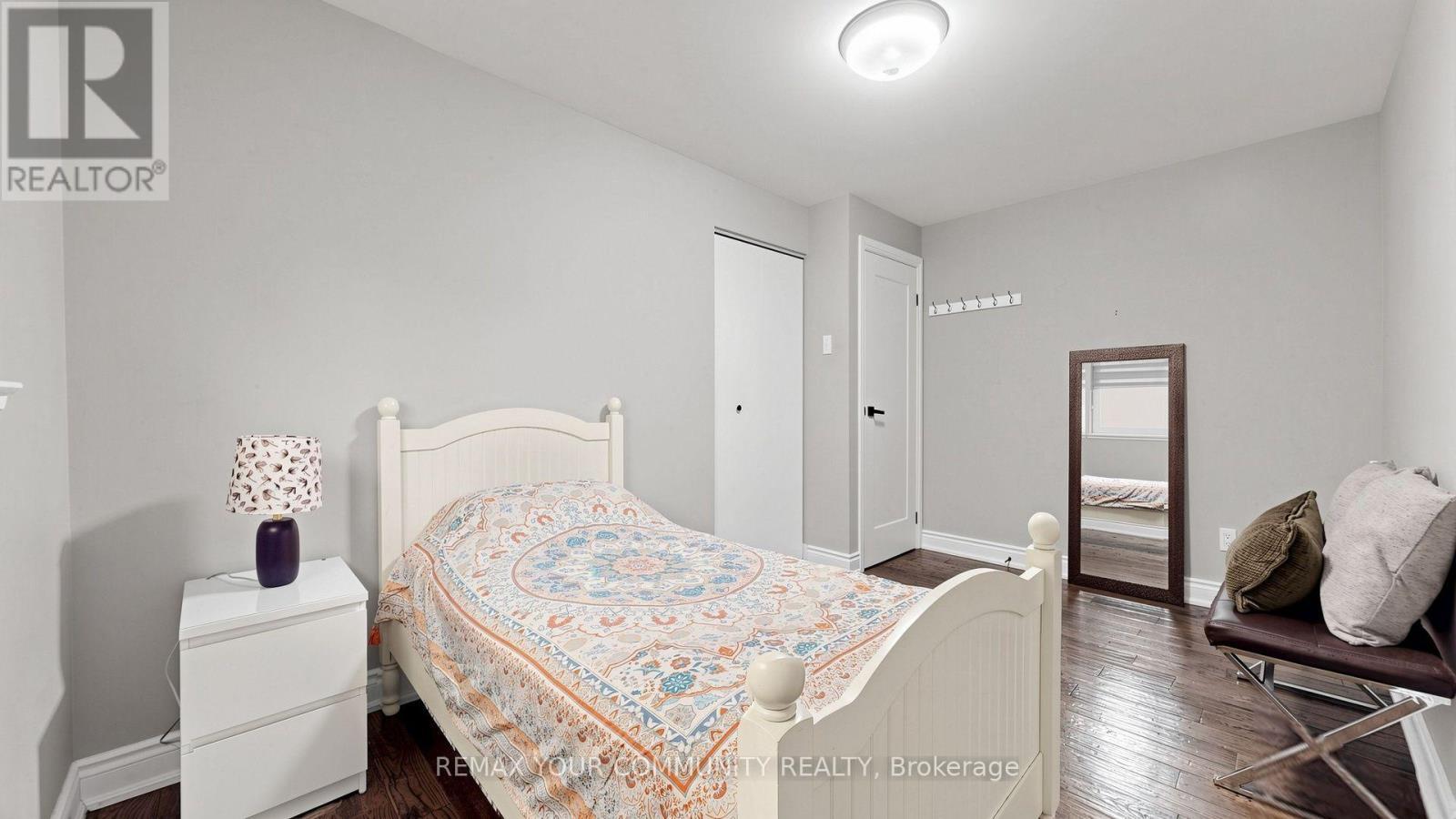 48 Crossbow Crescent, Toronto, ON - Indoor Photo Showing Bedroom