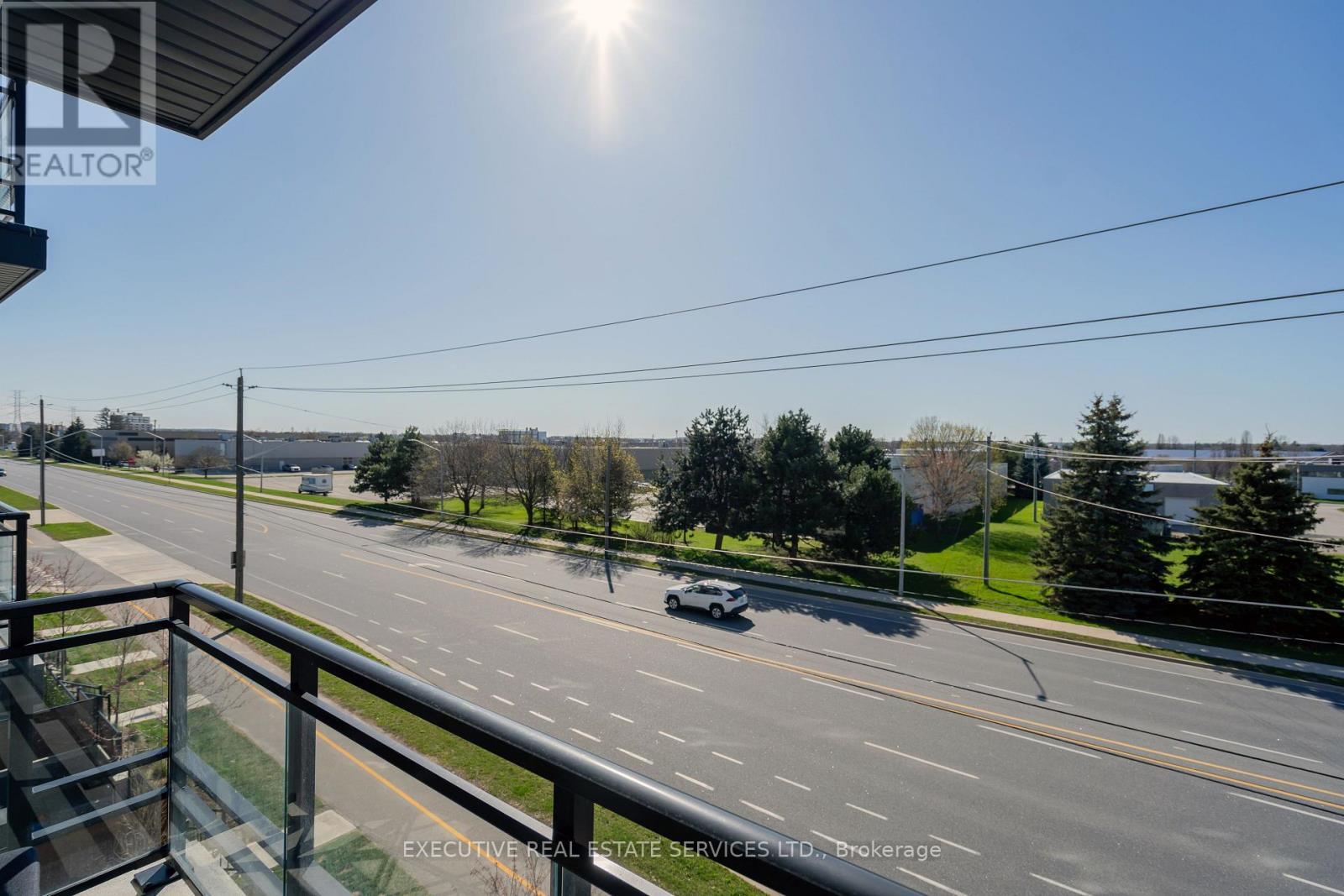322 - 251 Northfield Drive E, Waterloo, ON - Outdoor With View