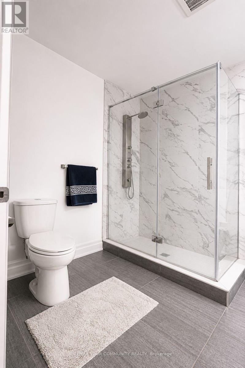 2950 17Th Side Road, King, ON - Indoor Photo Showing Bathroom