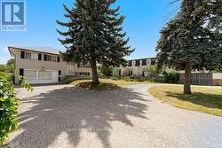 225 16TH AVENUE Richmond Hill, ON L4C 7A6