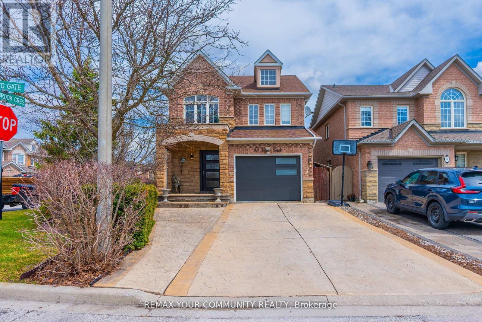 68 Goyo Gate, Vaughan, ON - Outdoor With Facade