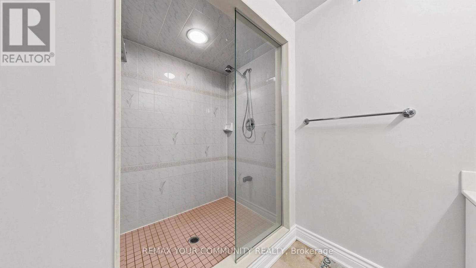 Basement - 32 Soho Crescent, Markham, ON - Indoor Photo Showing Bathroom