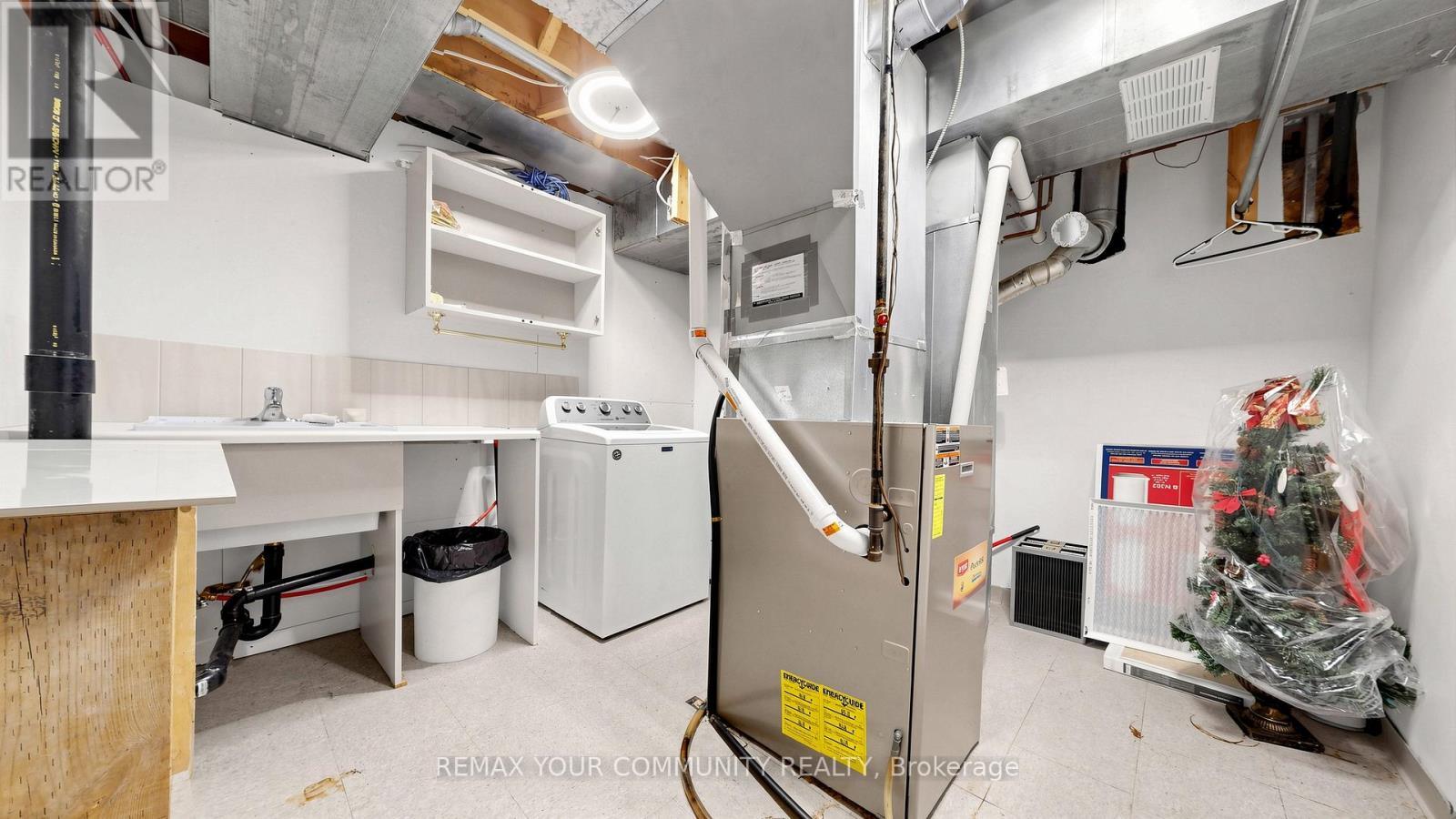 Basement - 32 Soho Crescent, Markham, ON - Indoor Photo Showing Laundry Room