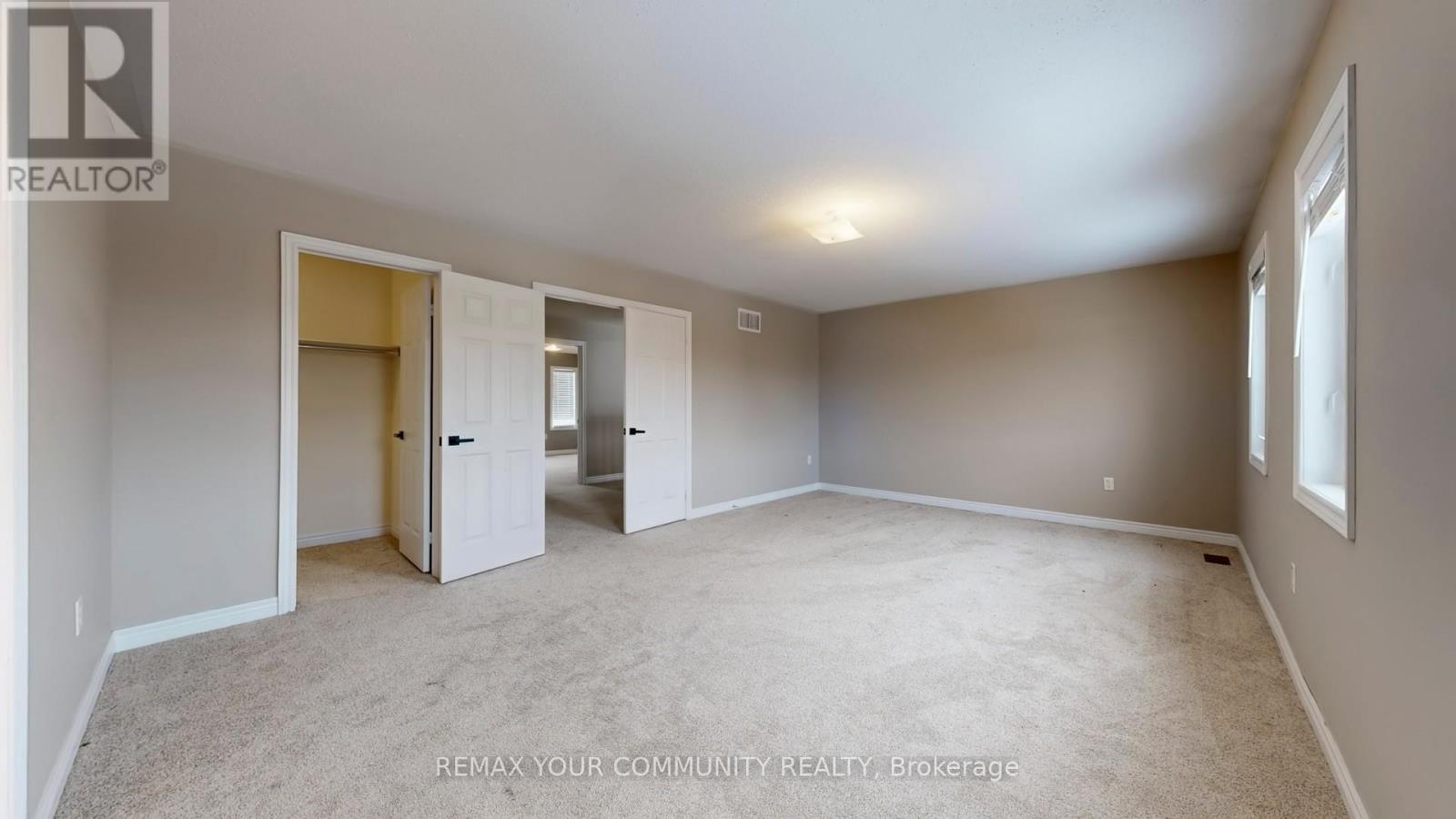 8 Westacott Avenue, Ajax, ON - Indoor Photo Showing Other Room