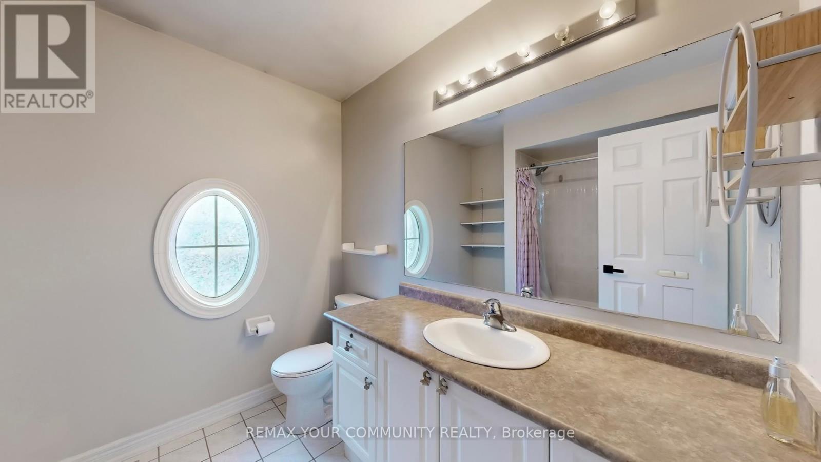 8 Westacott Avenue, Ajax, ON - Indoor Photo Showing Bathroom