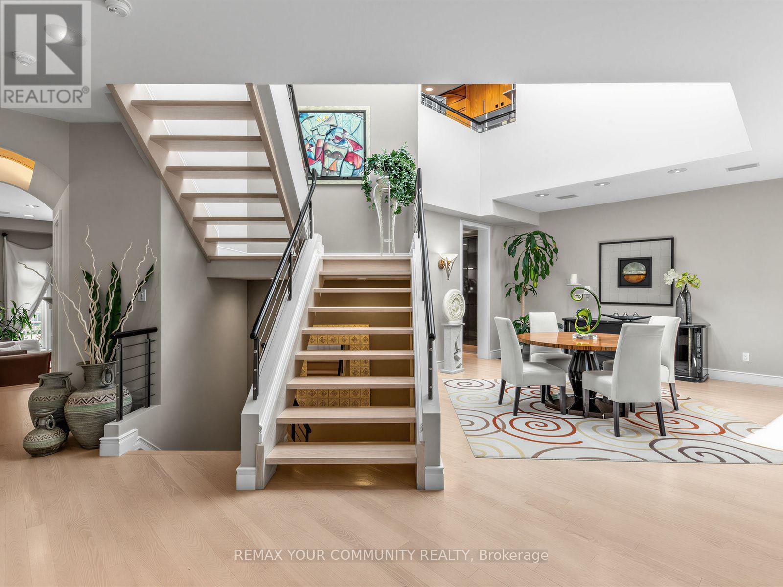 477 Old Orchard Grove, Toronto, ON - Indoor Photo Showing Other Room