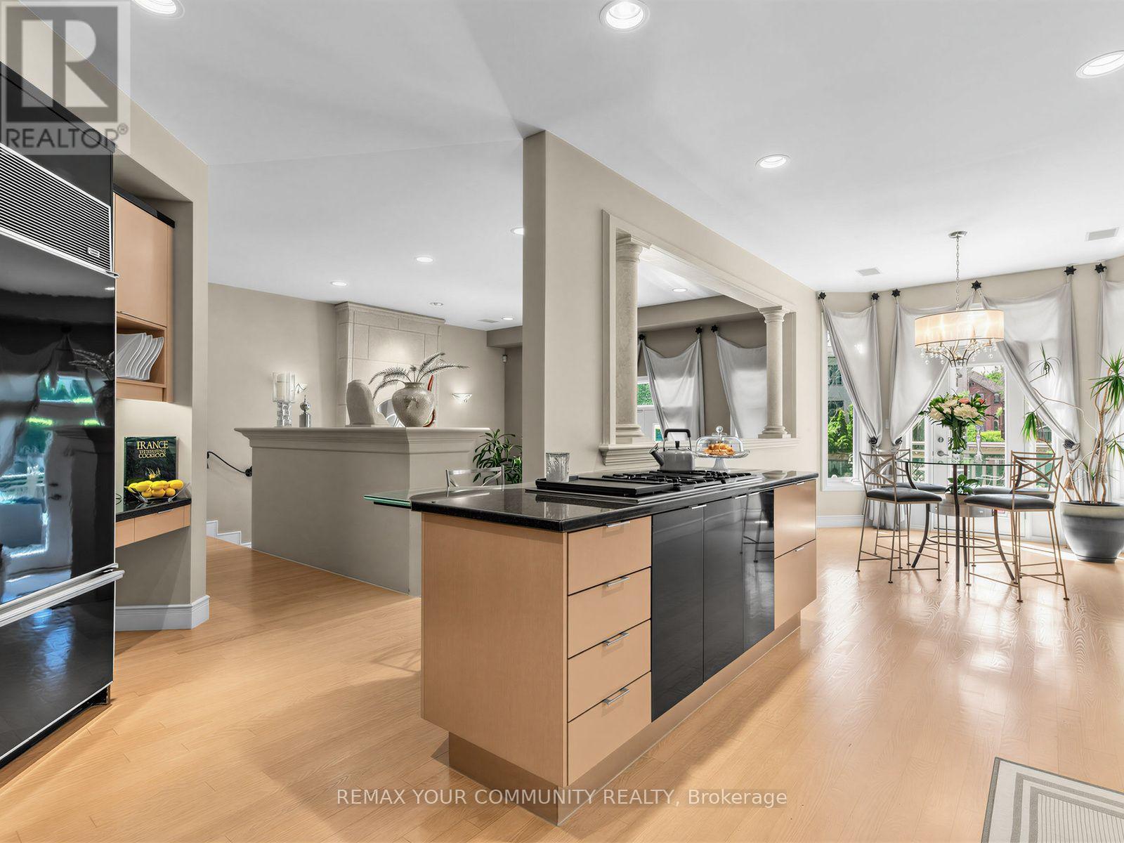 477 Old Orchard Grove, Toronto, ON - Indoor Photo Showing Other Room