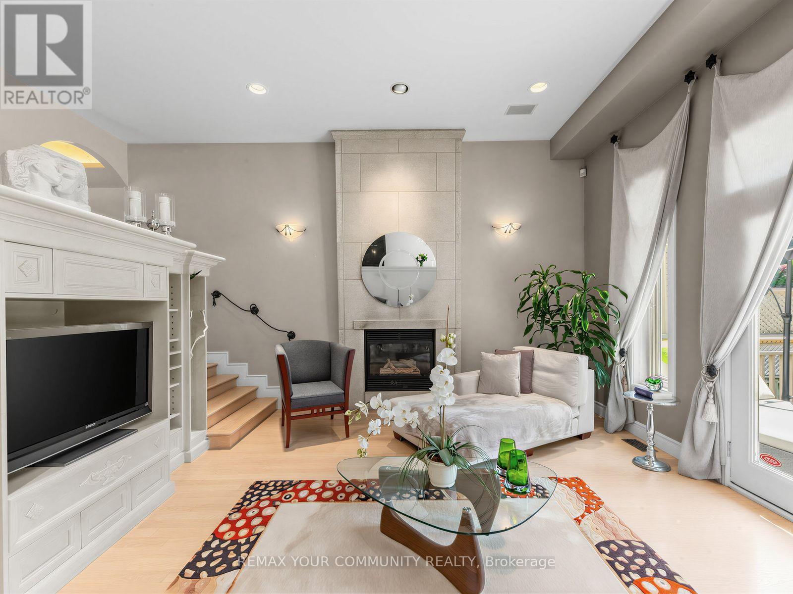 477 Old Orchard Grove, Toronto, ON - Indoor Photo Showing Living Room With Fireplace