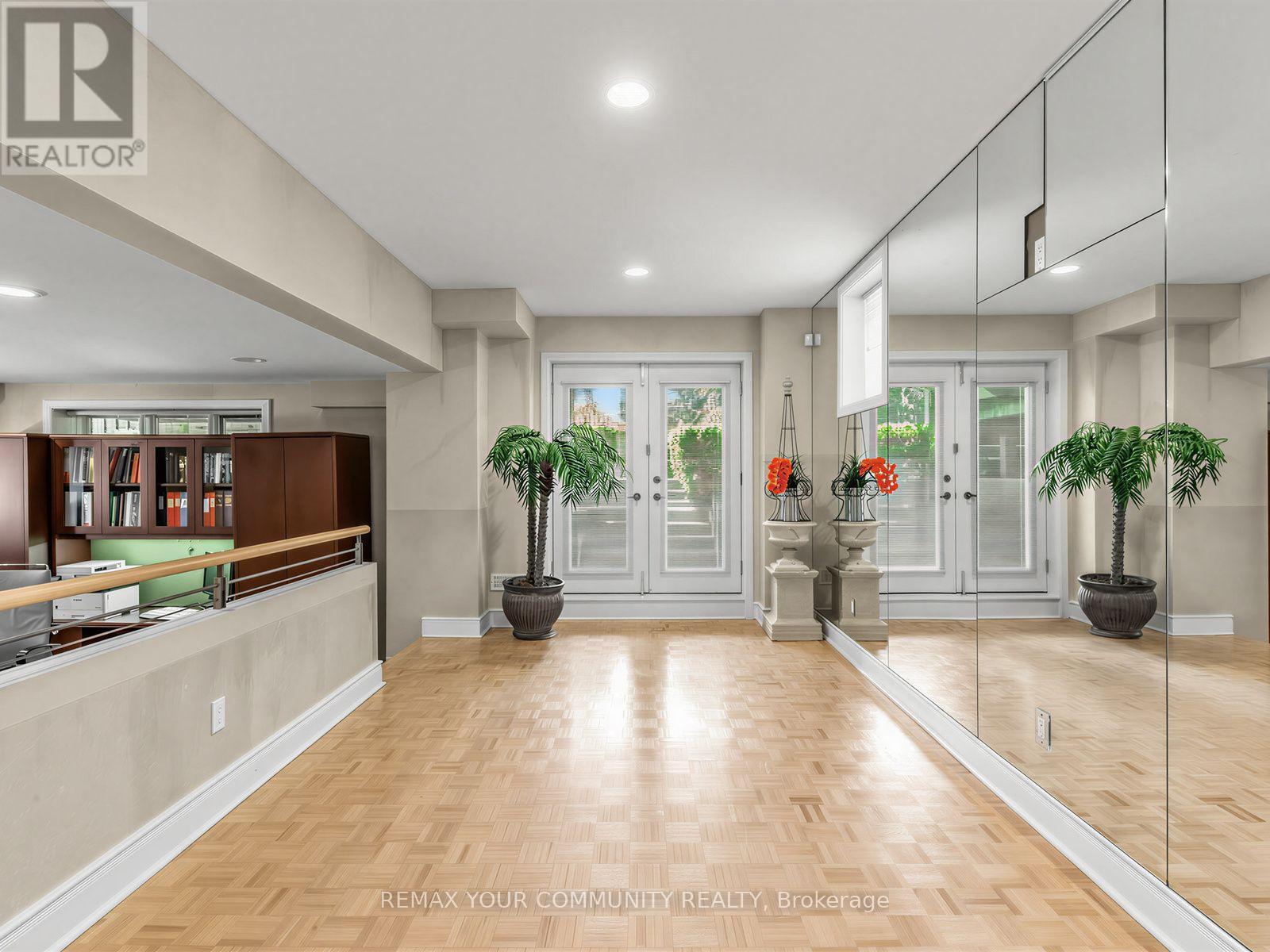 477 Old Orchard Grove, Toronto, ON - Indoor Photo Showing Other Room