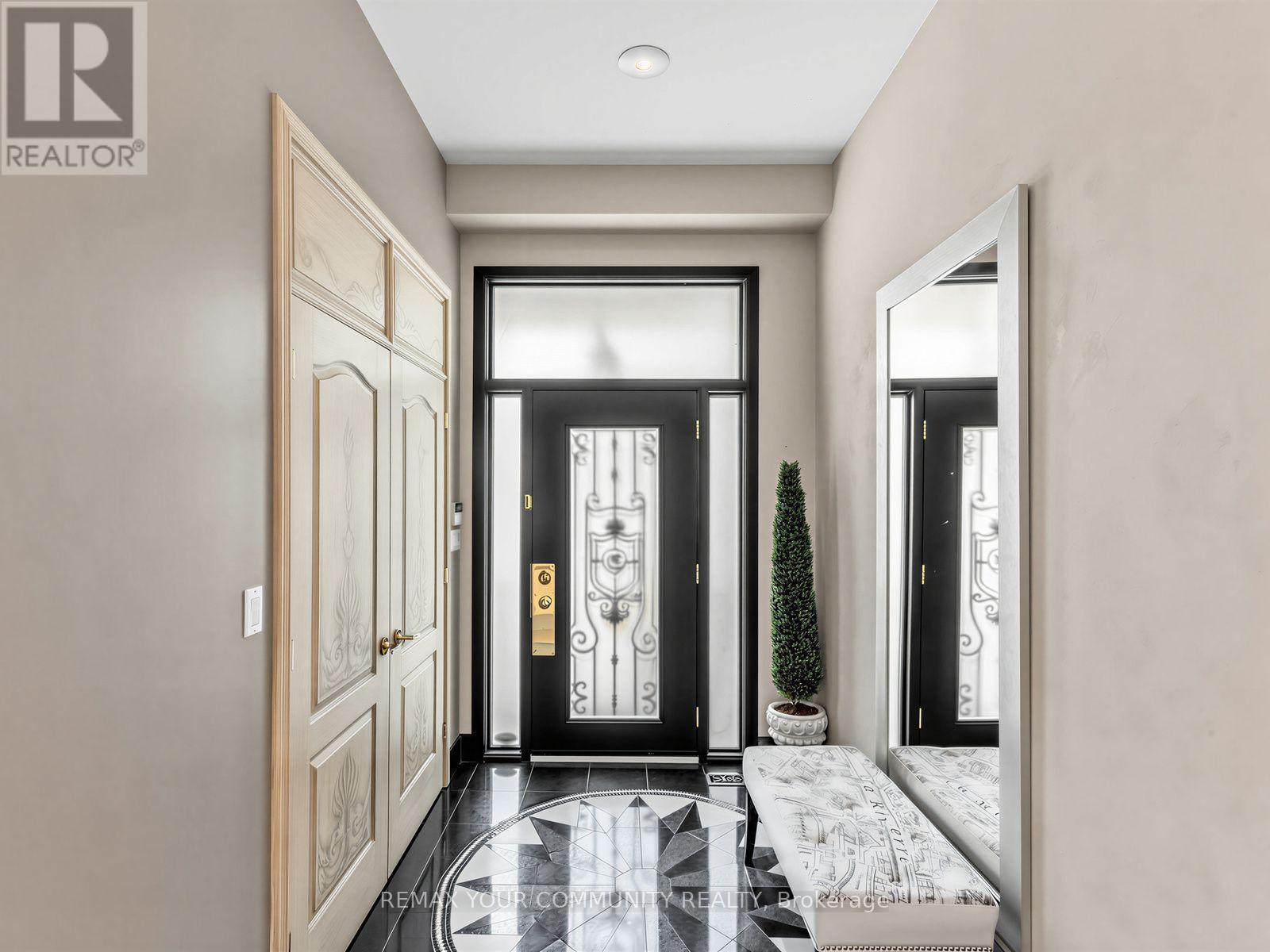 477 Old Orchard Grove, Toronto, ON - Indoor Photo Showing Other Room
