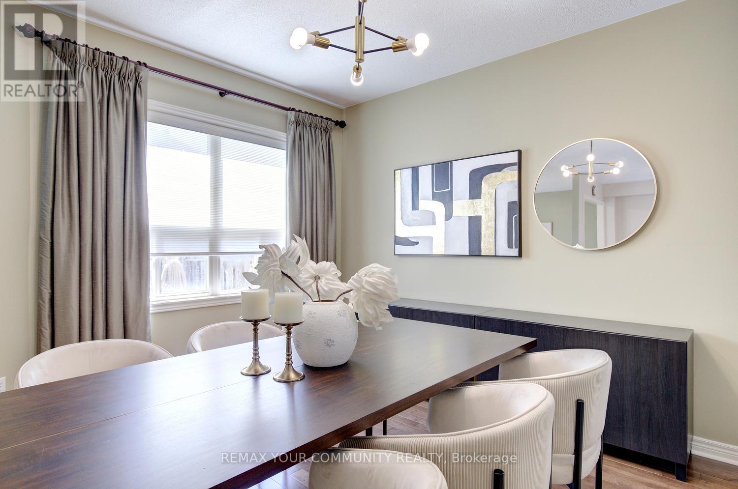 16 Westway Crescent, Vaughan, ON - Indoor Photo Showing Dining Room