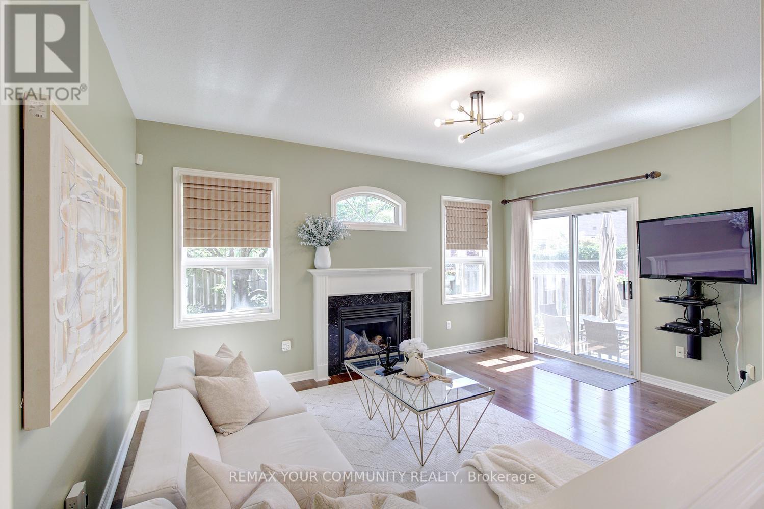 16 Westway Crescent, Vaughan, ON - Indoor Photo Showing Living Room With Fireplace