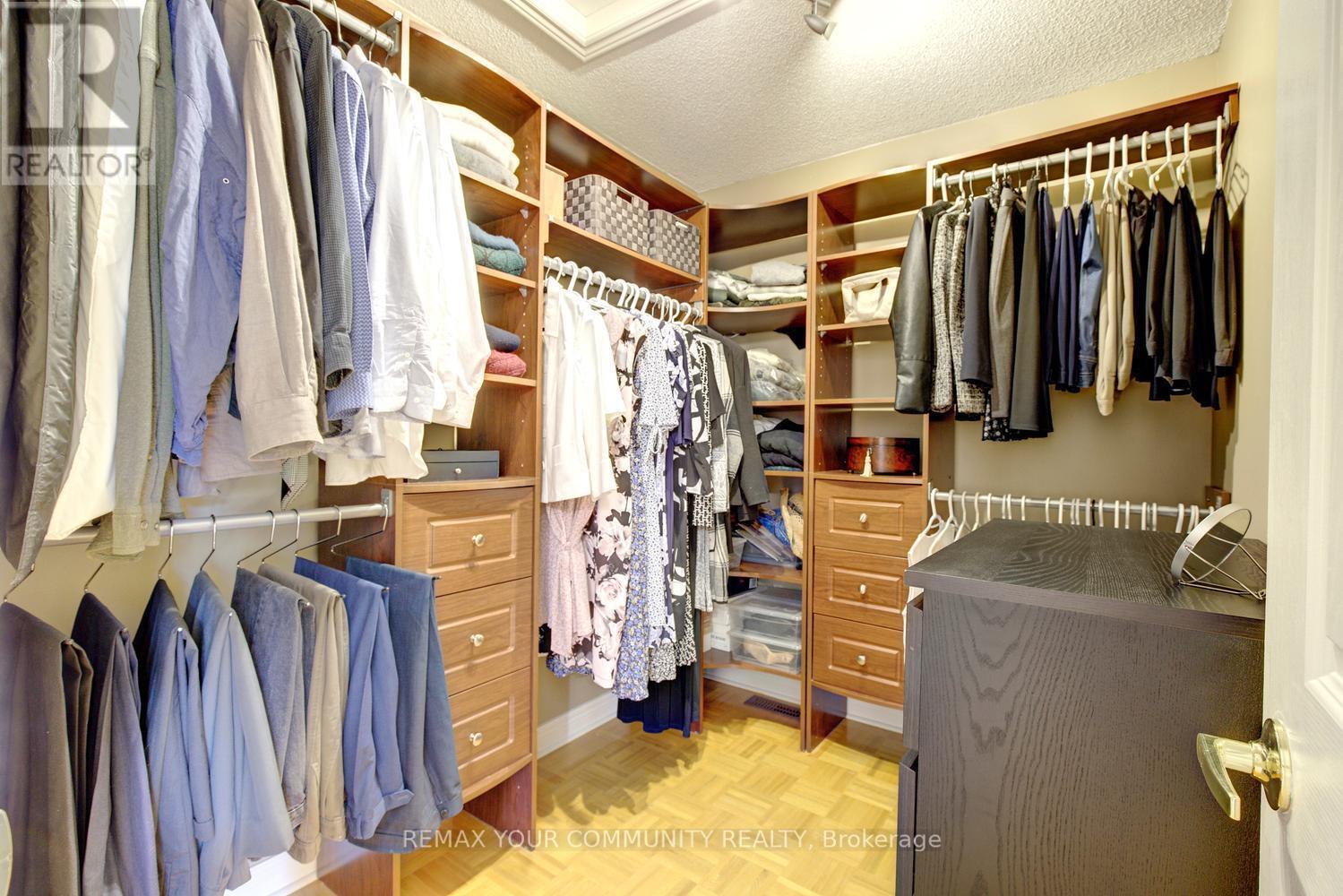 16 Westway Crescent, Vaughan, ON - Indoor With Storage