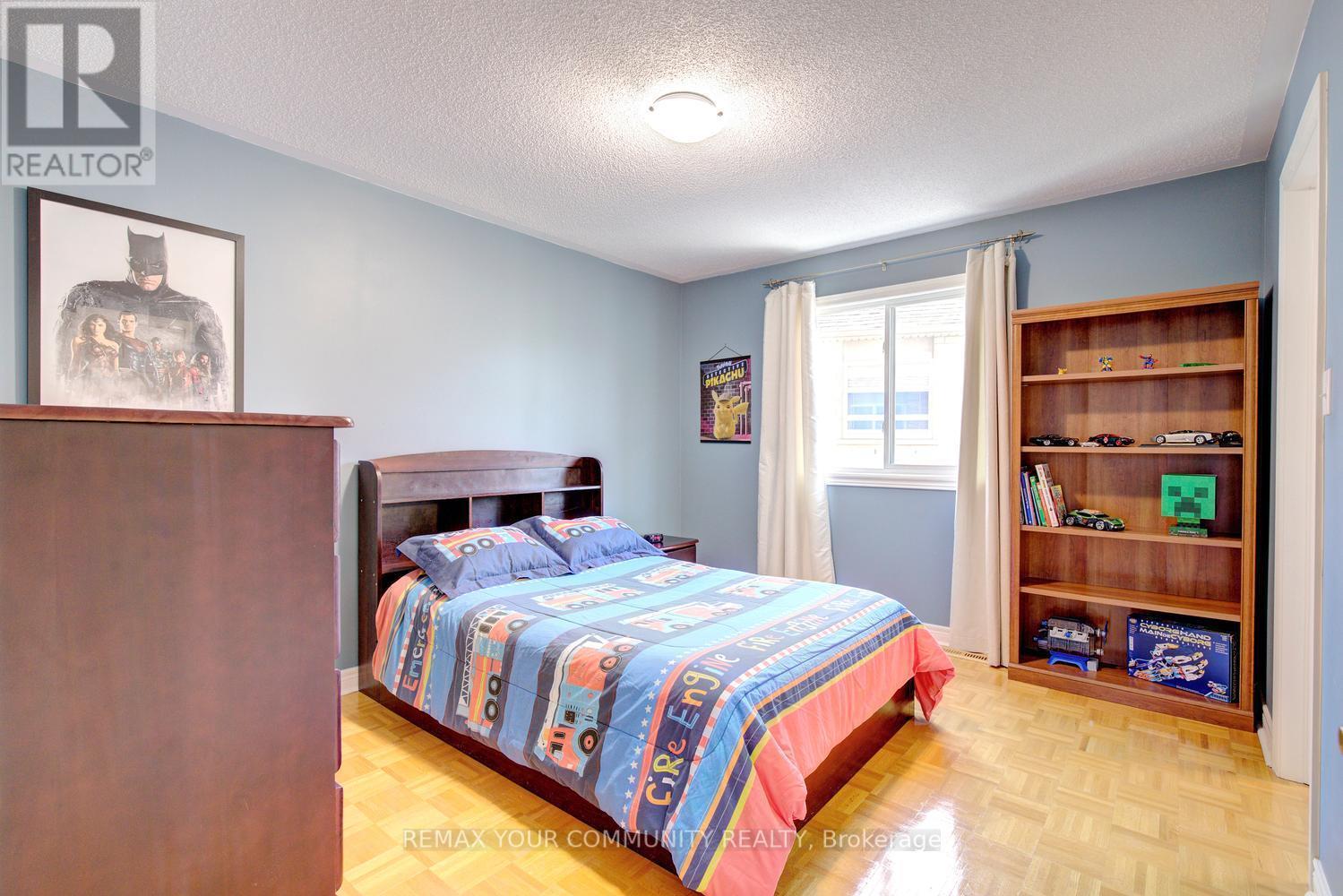 16 Westway Crescent, Vaughan, ON - Indoor Photo Showing Bedroom