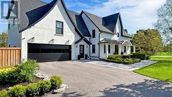 557 AINTREE DRIVE Whitchurch-Stouffville, ON L4A 7H2