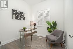 Private home office for better concentration - 