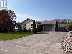 86 OXLEY DRIVE Penetanguishene, ON L9M 1W1