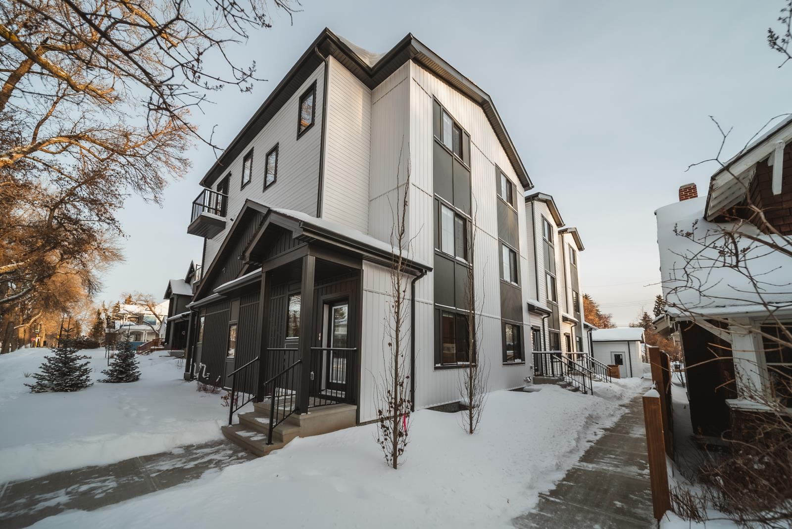 11121 62 Street, Edmonton, AB - Outdoor