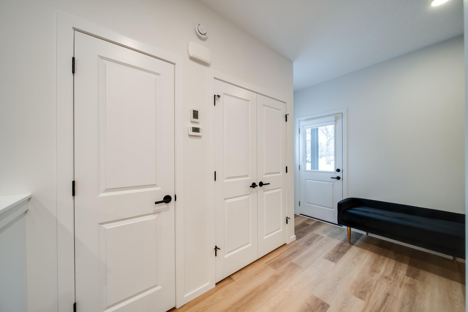 11121 62 Street, Edmonton, AB - Indoor Photo Showing Other Room