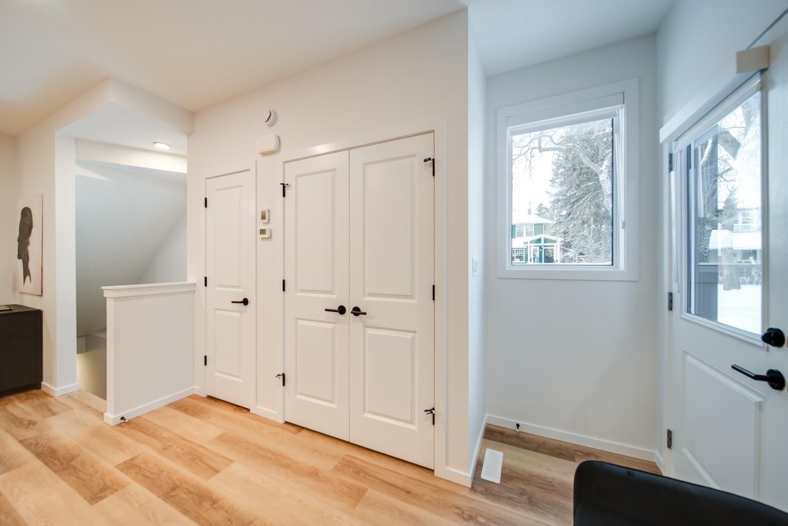 11121 62 Street, Edmonton, AB - Indoor Photo Showing Other Room