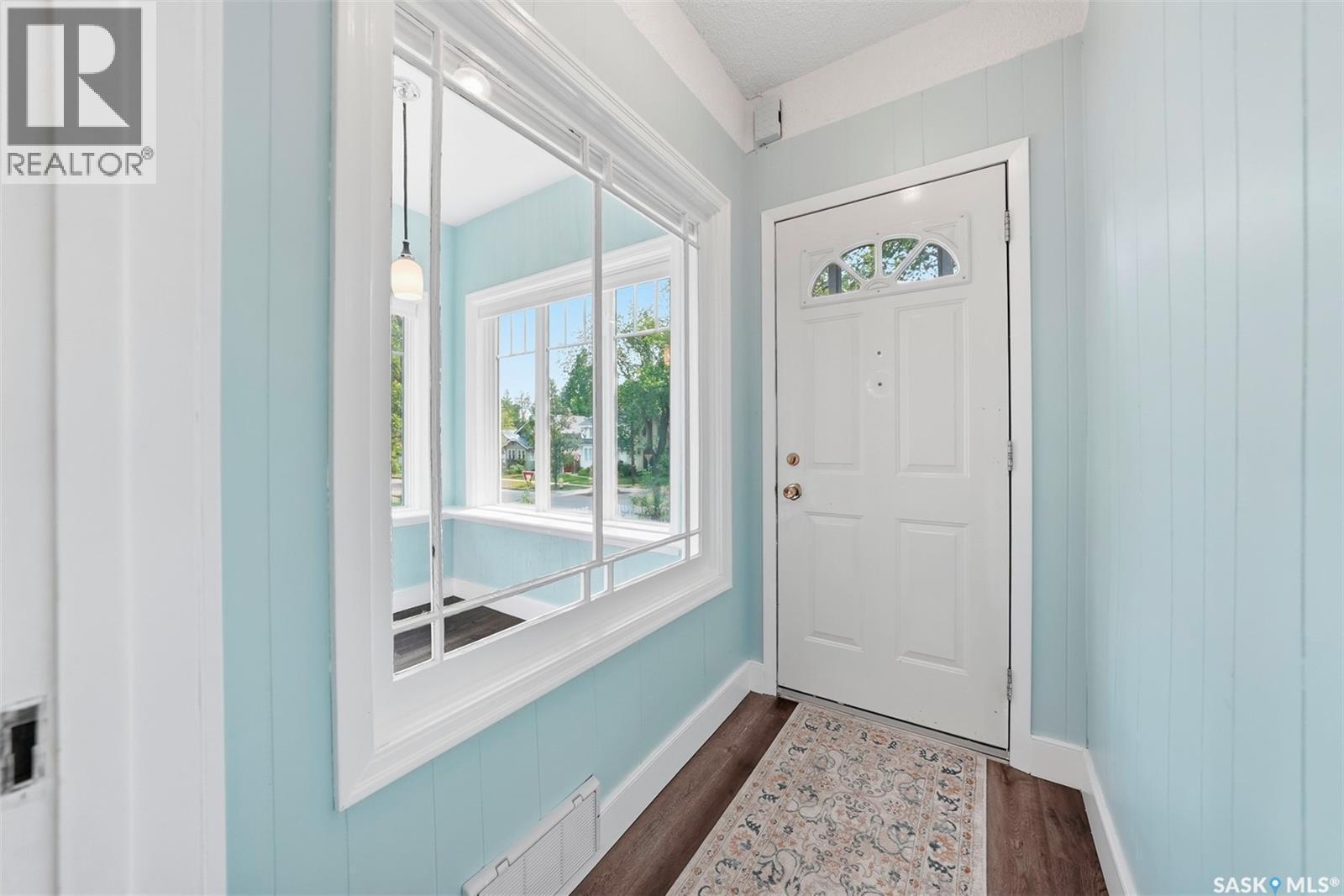 627 9Th Avenue N, Saskatoon, SK - Indoor Photo Showing Other Room
