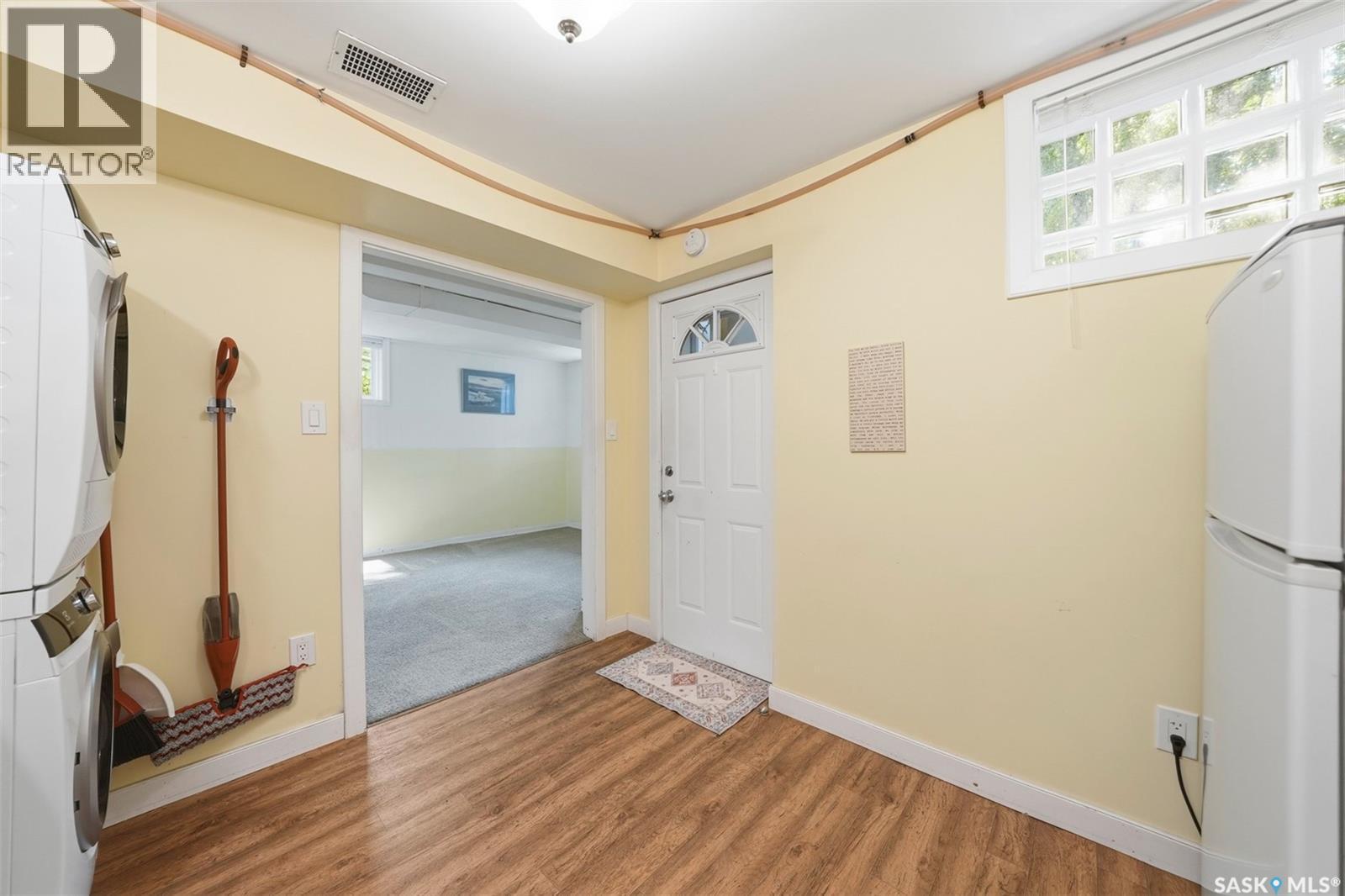 627 9Th Avenue N, Saskatoon, SK - Indoor