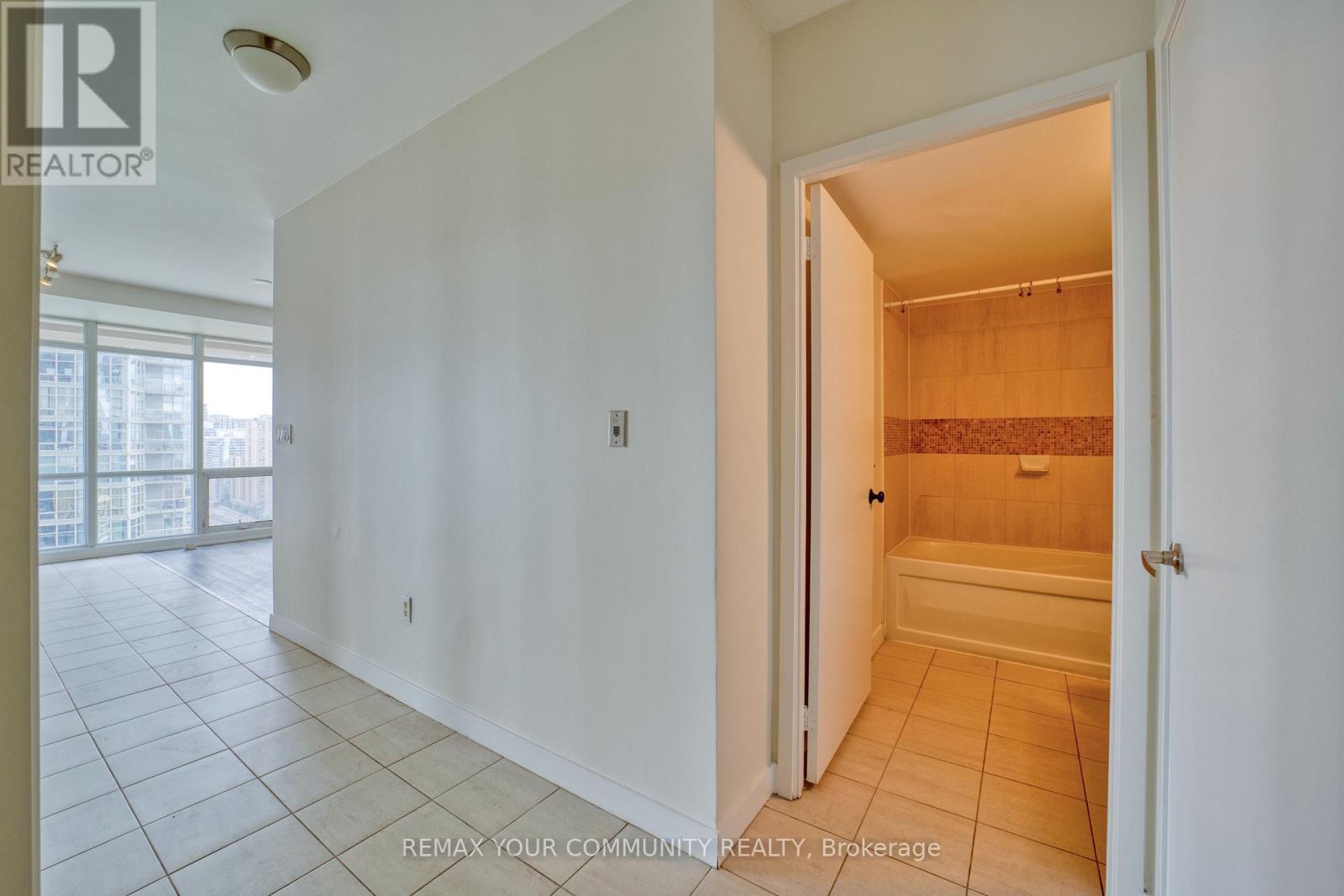 2809 - 11 Brunel Court, Toronto, ON - Indoor Photo Showing Other Room