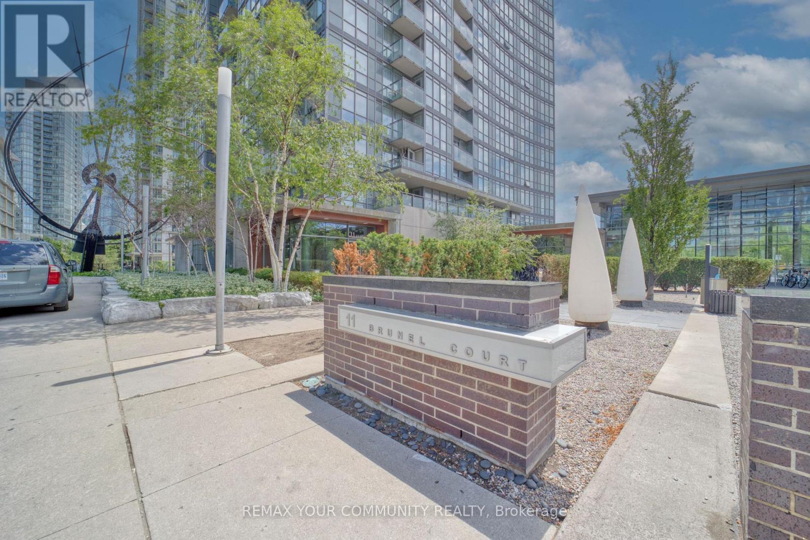2809 - 11 Brunel Court, Toronto, ON - Outdoor