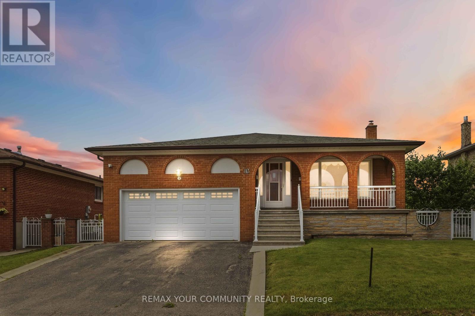 17 Harris Crescent, Vaughan, ON - Outdoor With Deck Patio Veranda