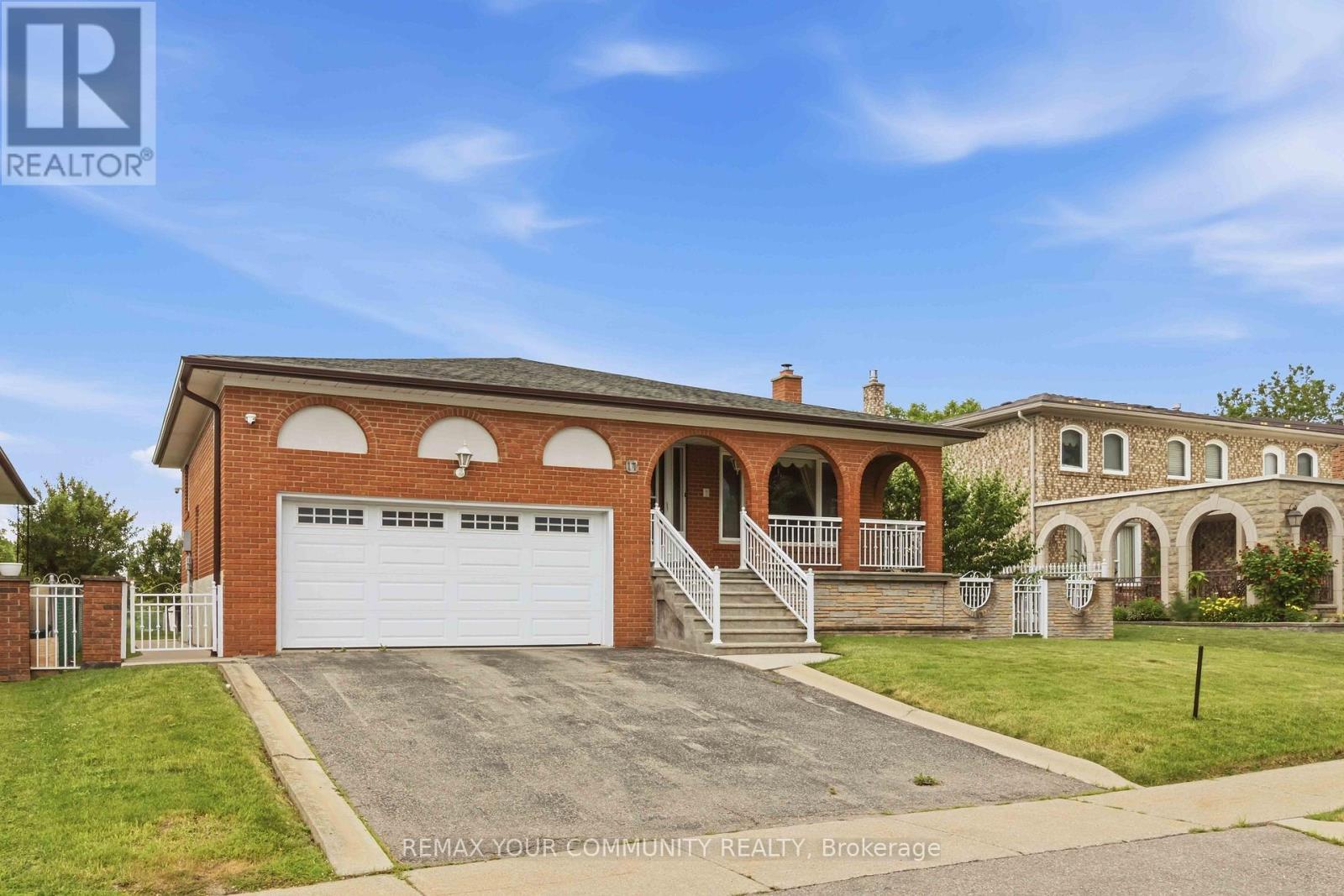 17 Harris Crescent, Vaughan, ON - Outdoor