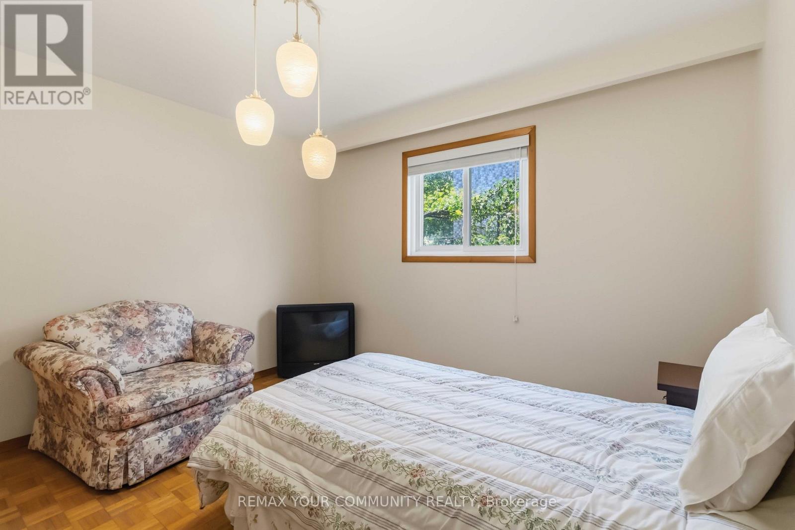 17 Harris Crescent, Vaughan, ON - Indoor Photo Showing Bedroom