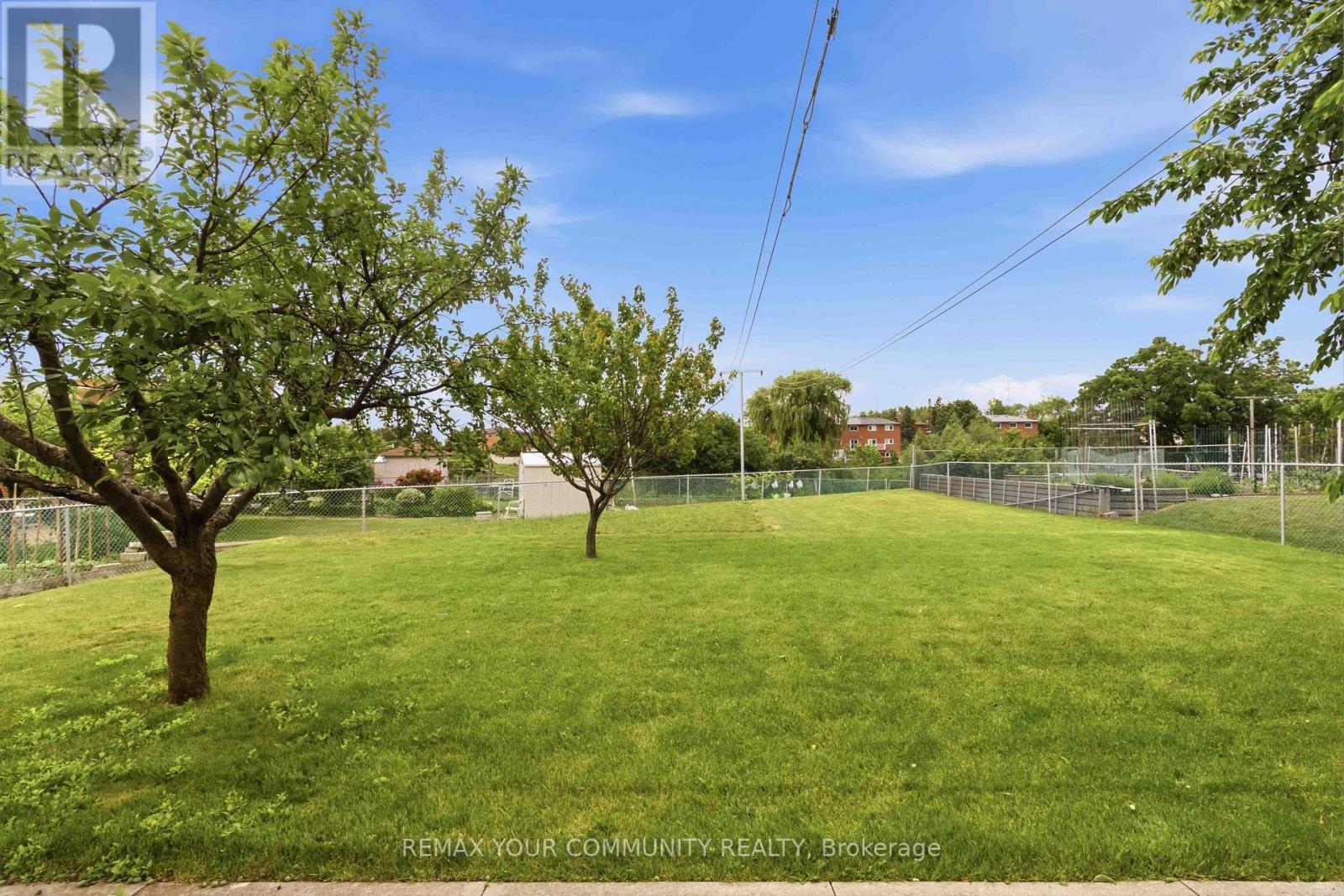 17 Harris Crescent, Vaughan, ON - Outdoor With View