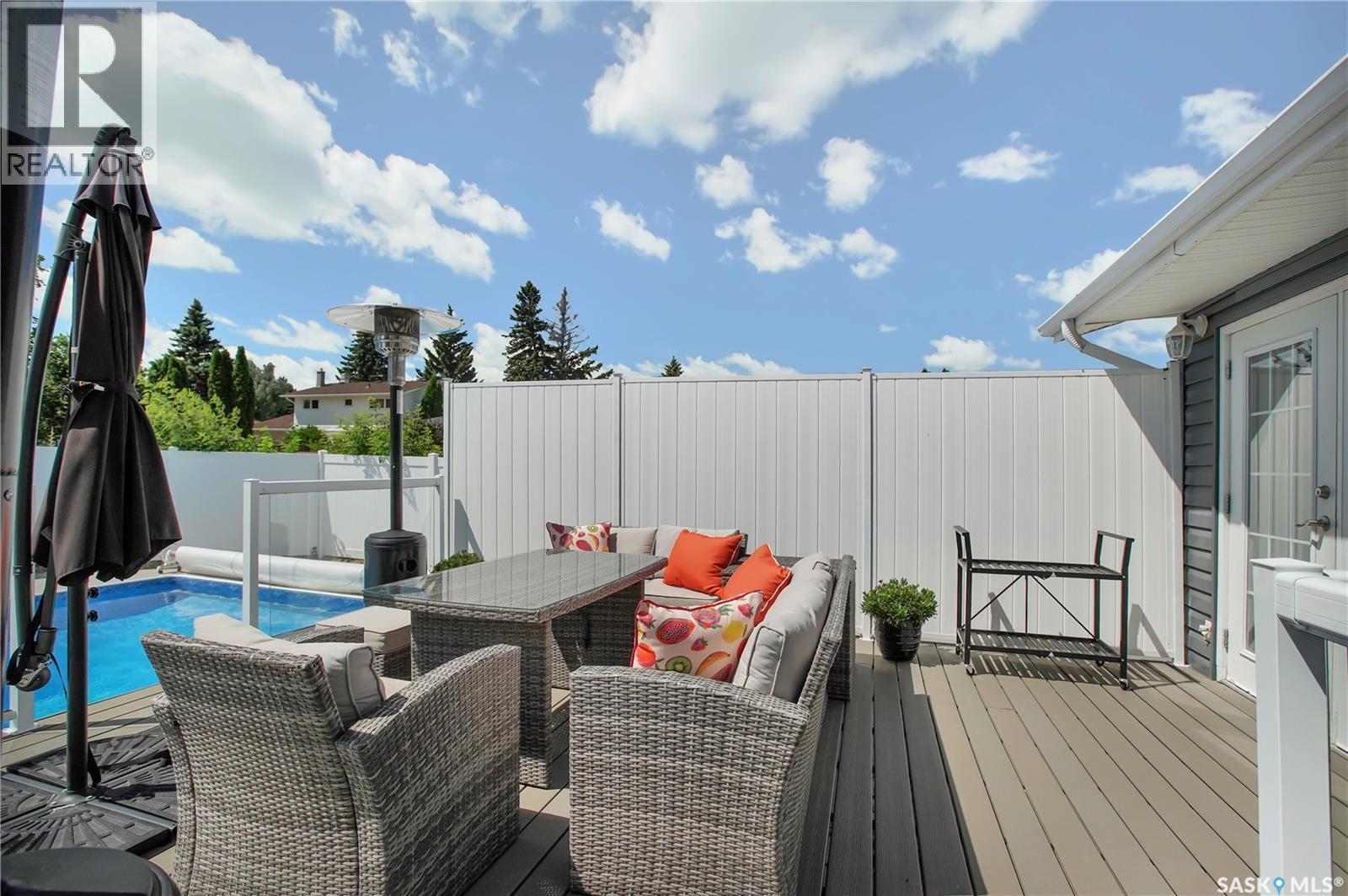 217 Mount Allison Crescent, Saskatoon, SK - Outdoor With Deck Patio Veranda