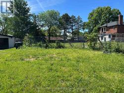 18 LEGATO COURT Toronto, ON M3B 1L7