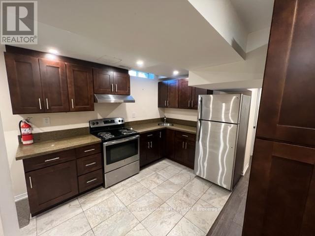634 Galloway Crescent, Mississauga, ON - Indoor Photo Showing Kitchen