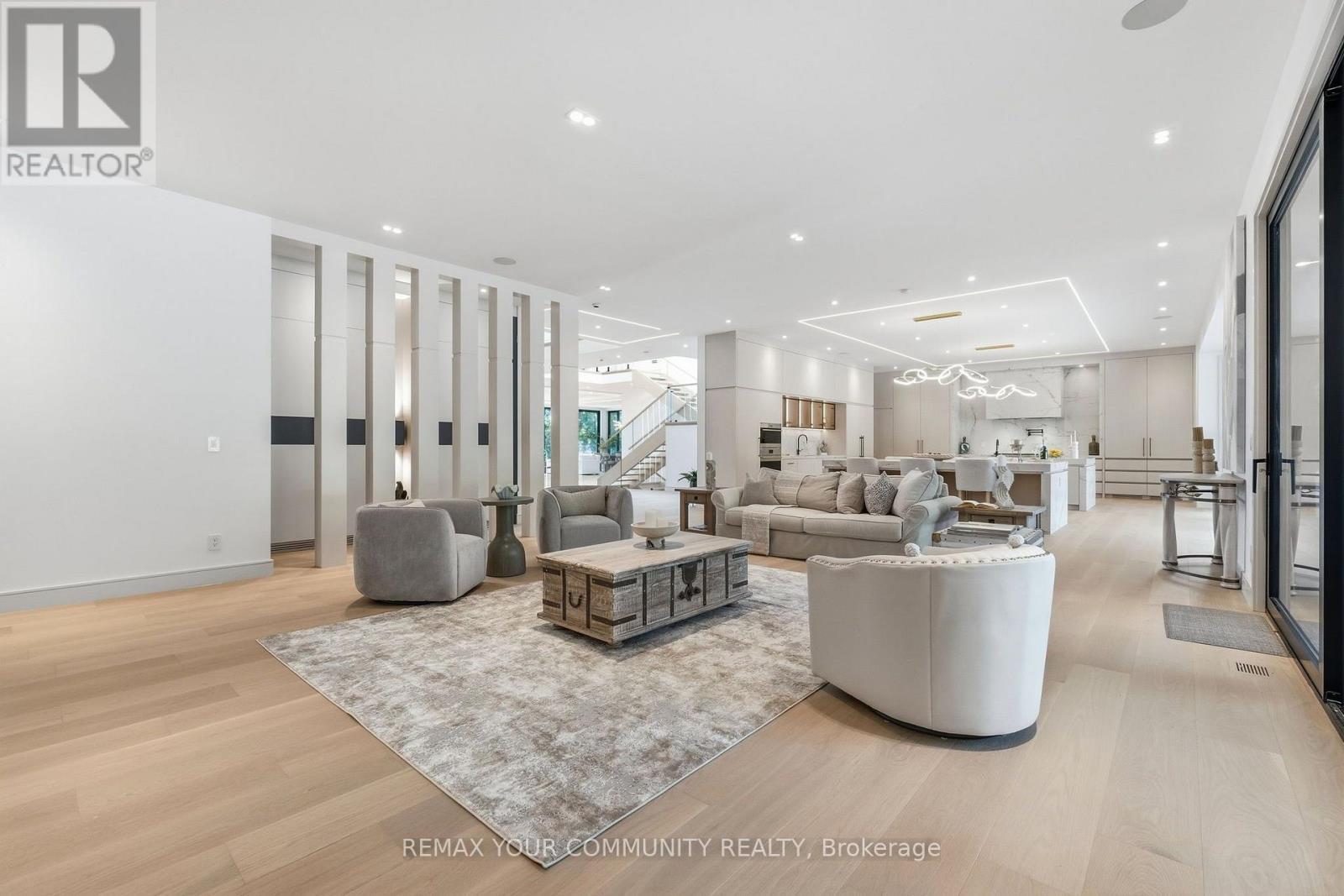 35 Riverside Boulevard, Vaughan, ON - Indoor