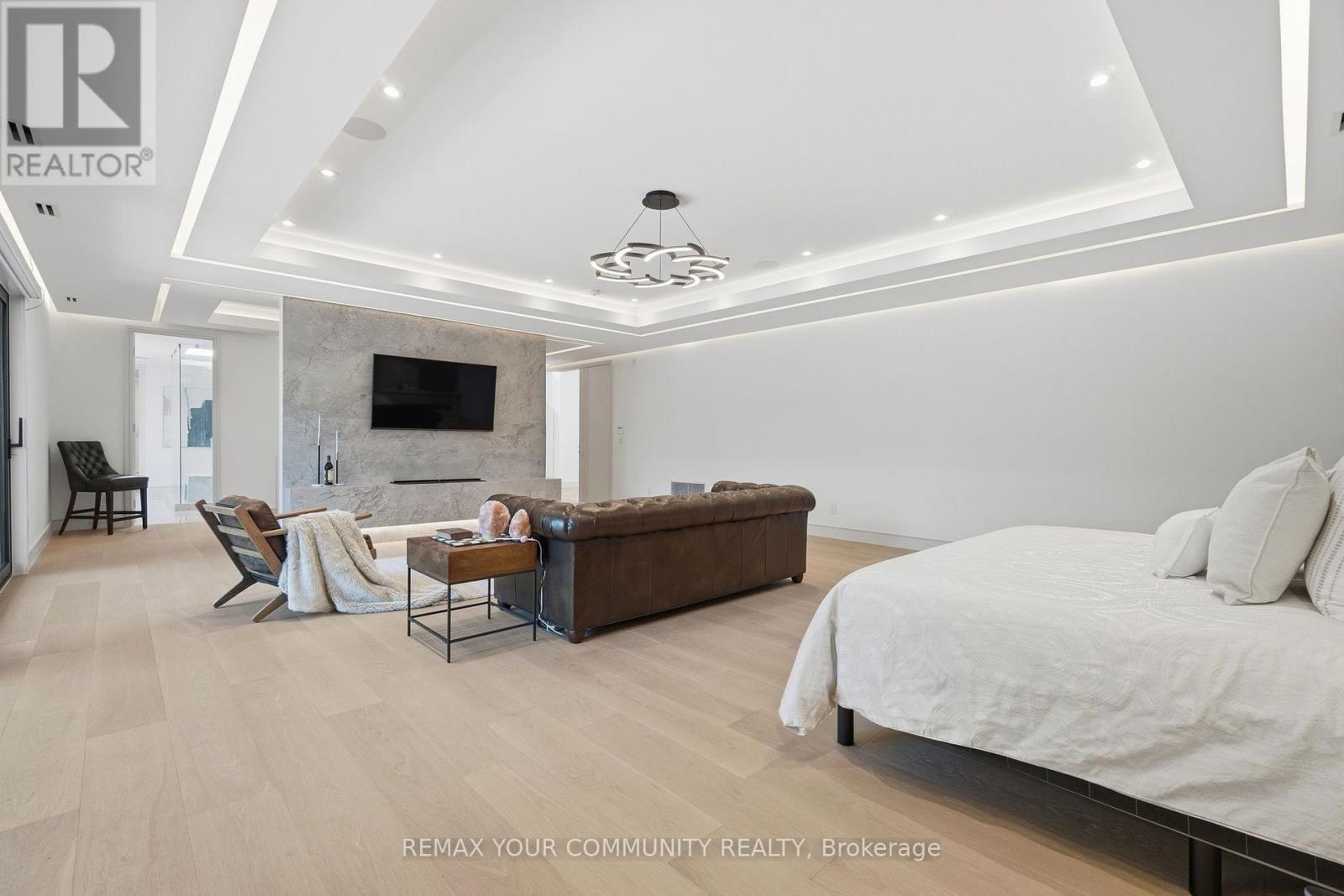 35 Riverside Boulevard, Vaughan, ON - Indoor Photo Showing Other Room