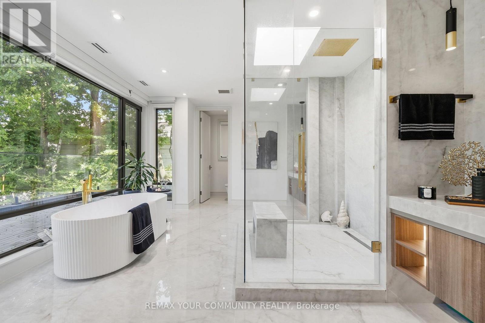 35 Riverside Boulevard, Vaughan, ON - Indoor Photo Showing Other Room