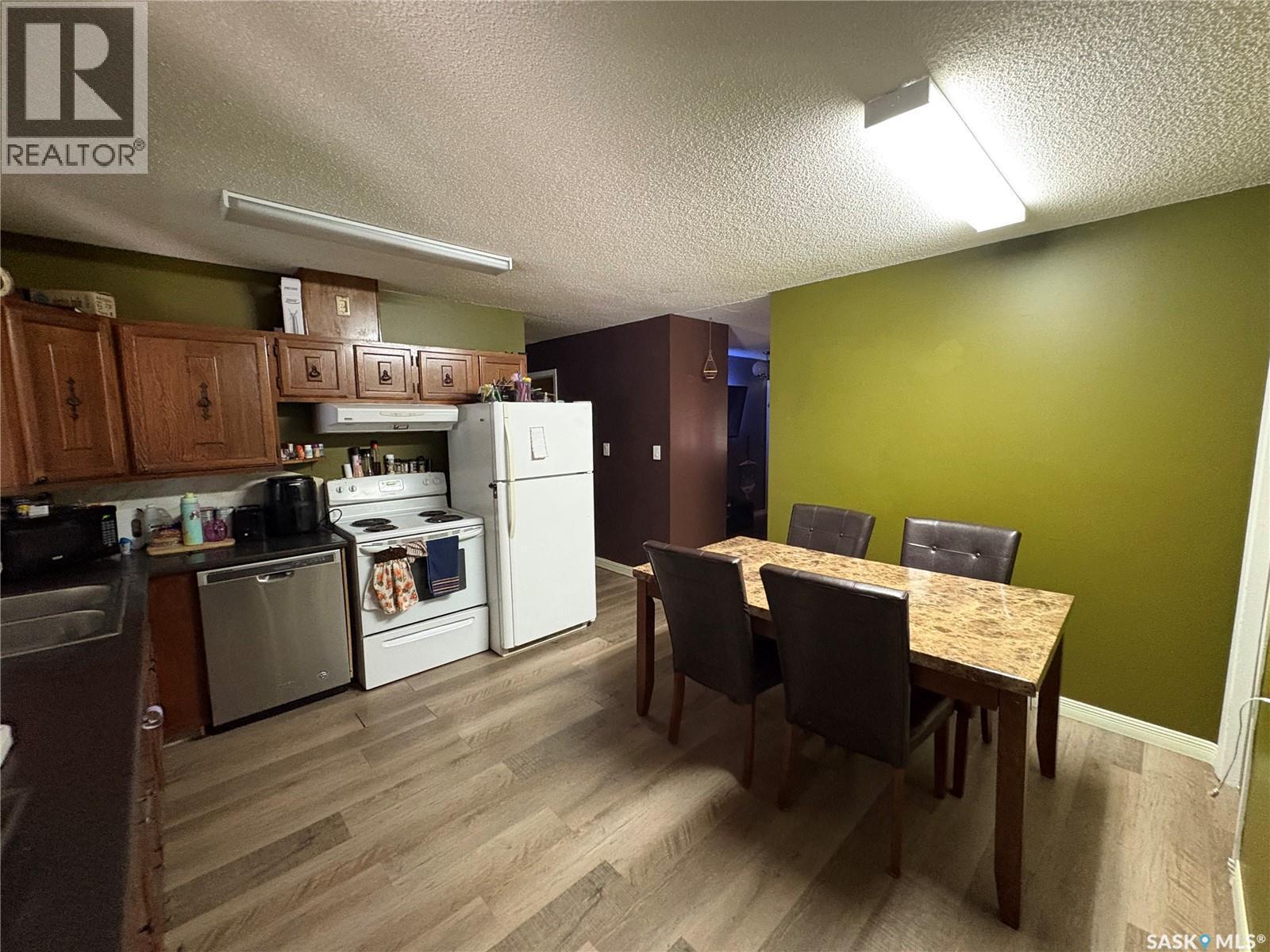 129 3Rd Street Ne, Wadena, SK - Indoor Photo Showing Other Room