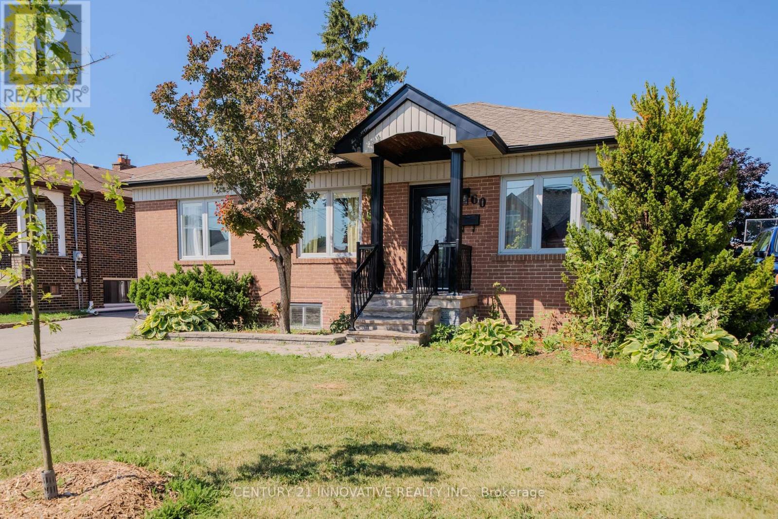 60 Dorking Crescent, Toronto, ON - Outdoor