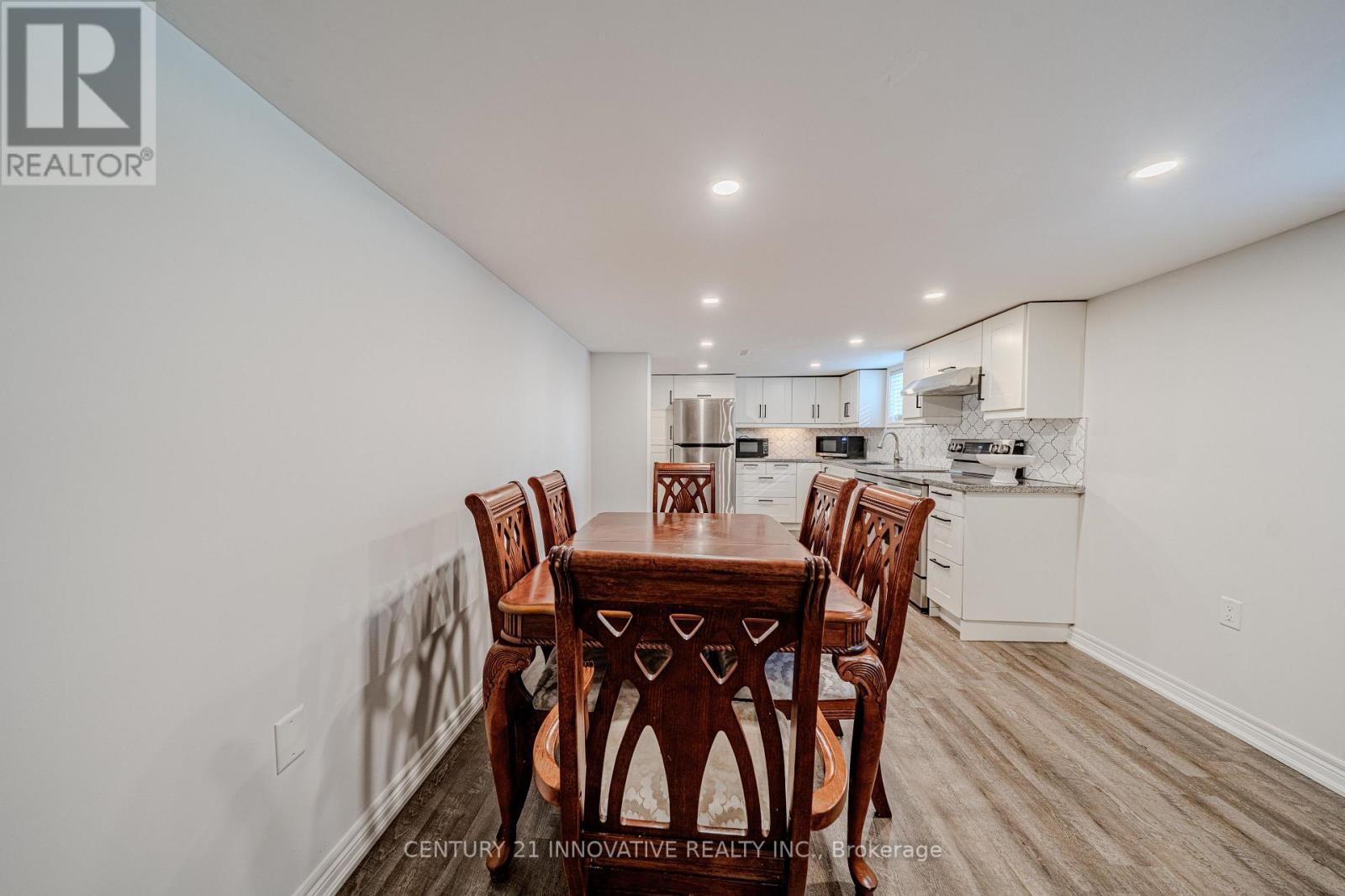 60 Dorking Crescent, Toronto, ON - Indoor Photo Showing Dining Room