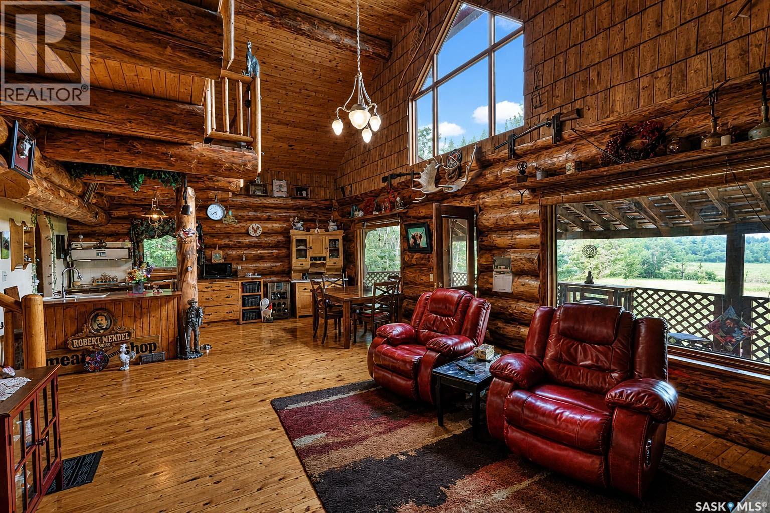 South Sask River Front Acreage, Prince Albert Rm No. 461, SK - Indoor Photo Showing Living Room